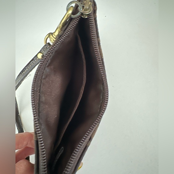 Coach | Preloved Dark Brown Signature Canvas Wristlet - Picture 3 of 11